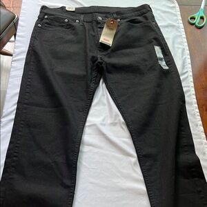 Levi’s men’s black jeans